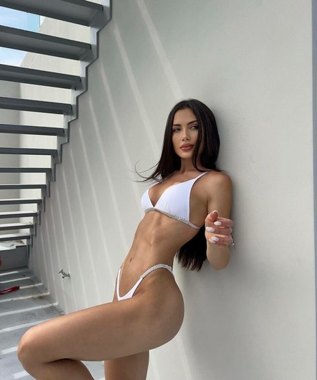 Georgina Mazzeo photo 22