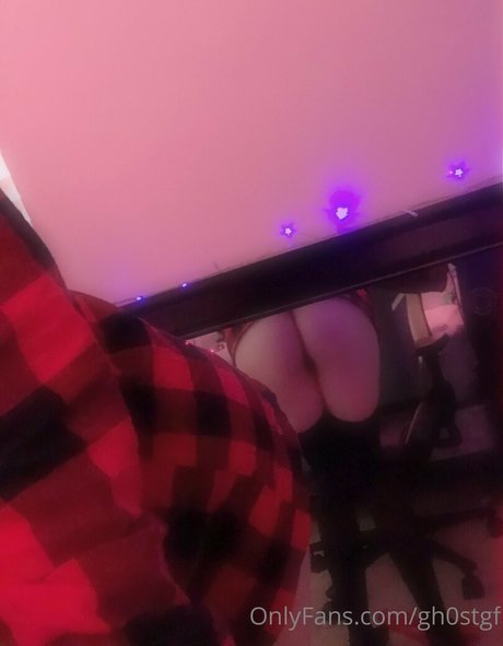 Ghostgrlfrnd photo 10