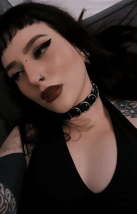 Ghostxgirl69 photo 2