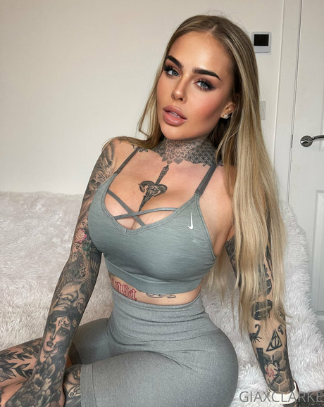 Gia Clarke photo 235