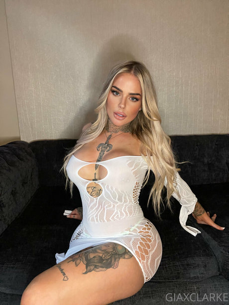 Gia Clarke photo 239