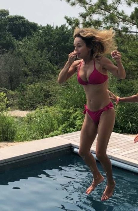 Giada De Laurentiis photo 19