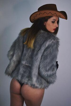 Giada Robin photo 454