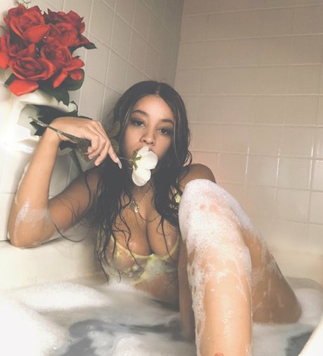 Giana Malise photo 20