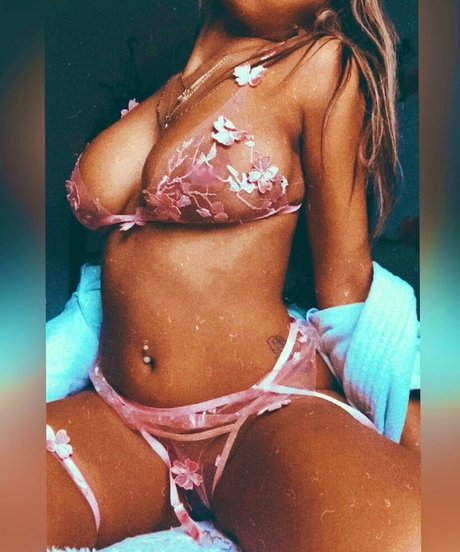 Giana Malise photo 42