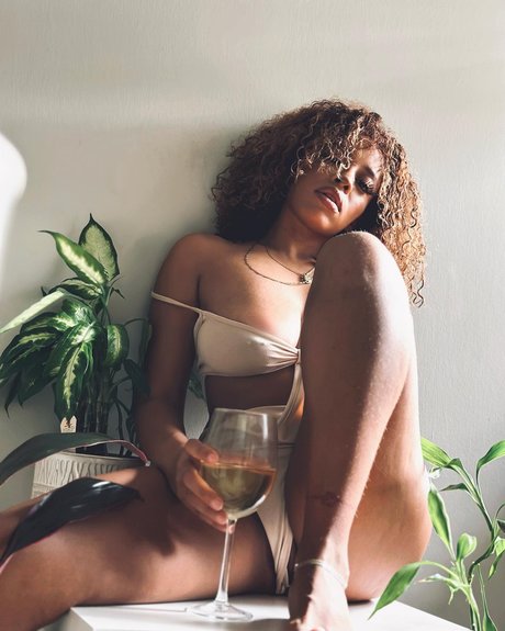 Giana Malise photo 61