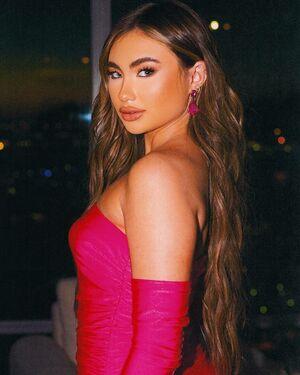 Gianna Luke photo 7