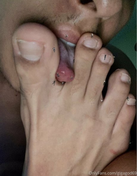 Gigagod69 photo 3