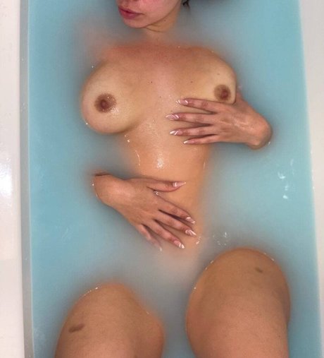 Gigi Torres photo 36