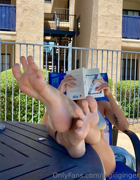 Gigiiiginger photo 3