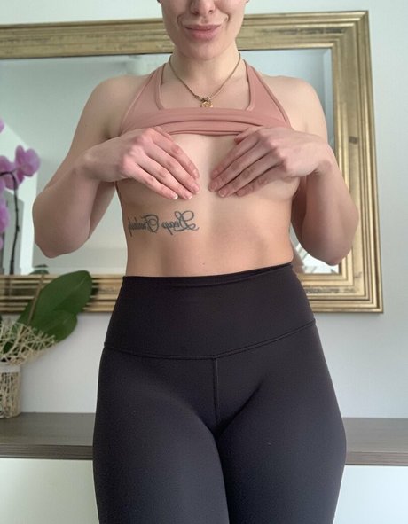 Gillianmichelleeefree photo 4