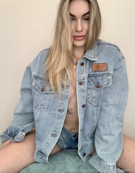 Gillianmichelleeefree photo 11