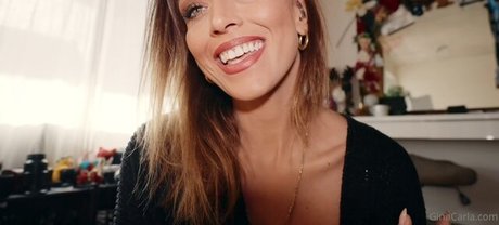 Gina Carla photo 16