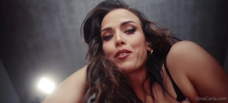 Gina Carla photo 39