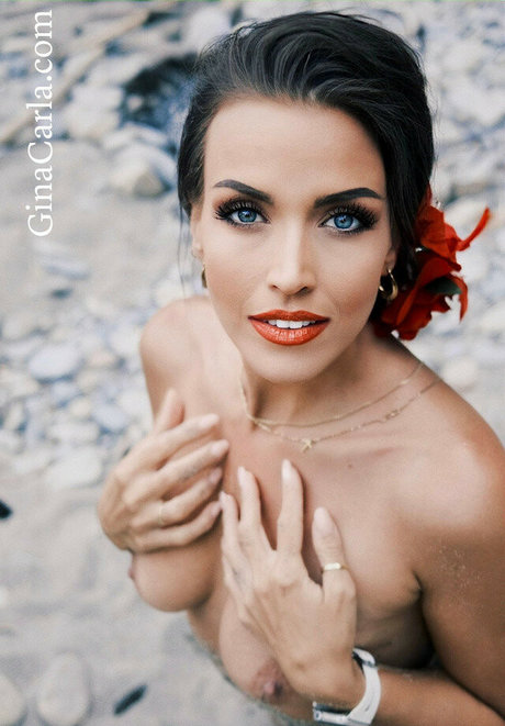 Gina Carla photo 151
