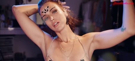Gina Carla photo 182