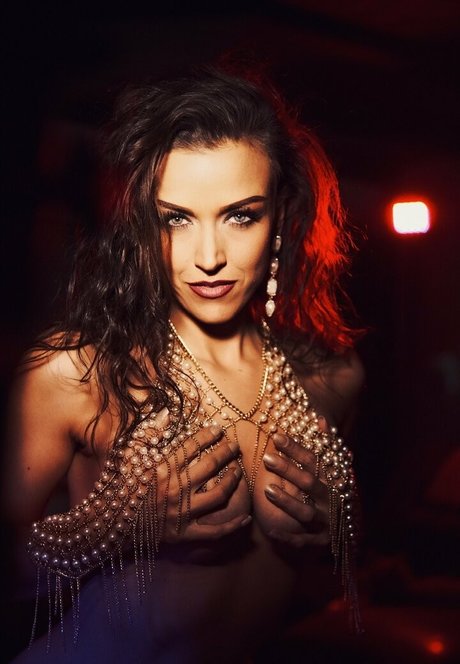 Gina Carla photo 482