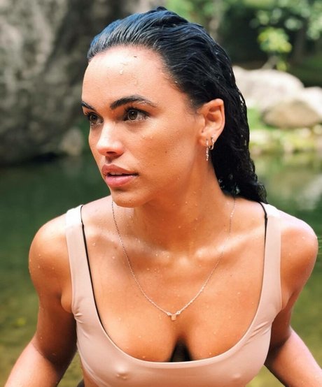 Giovana Cordeiro photo 20