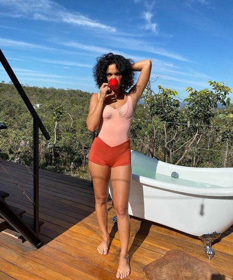 Giovana Cordeiro photo 63