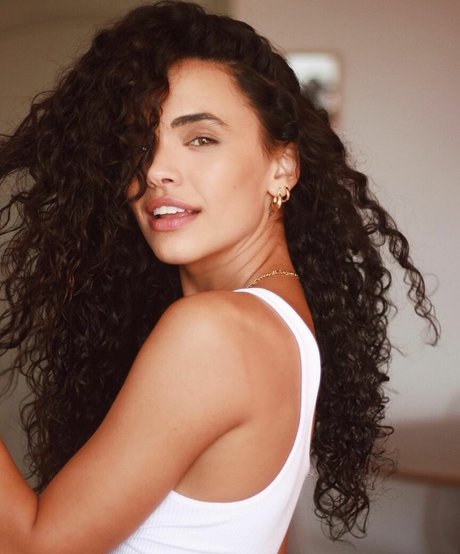 Giovana Cordeiro photo 95