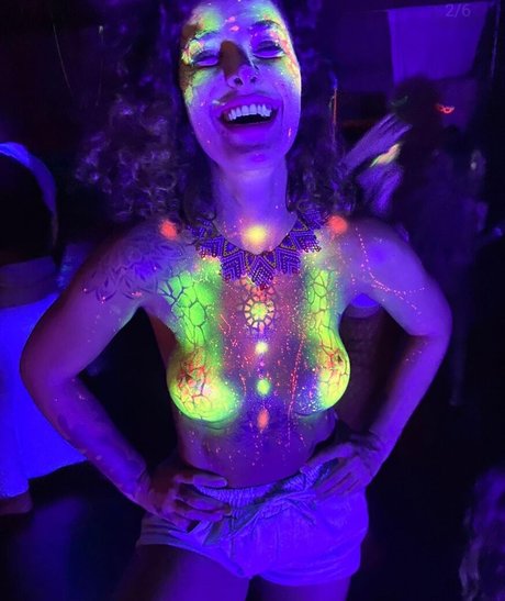 Giovana Fagundes photo 3