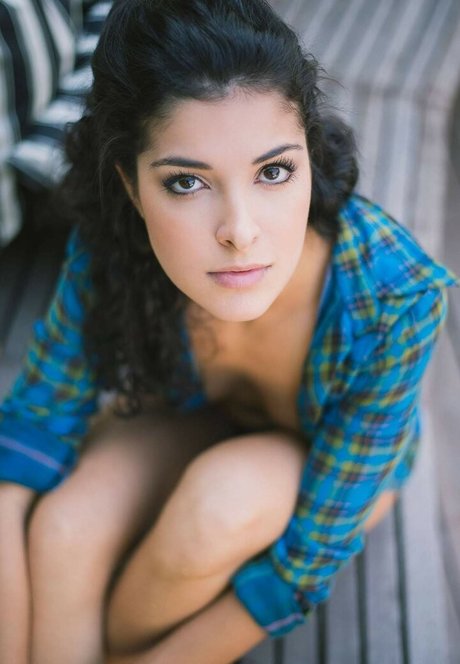 Giovana Fagundes photo 23