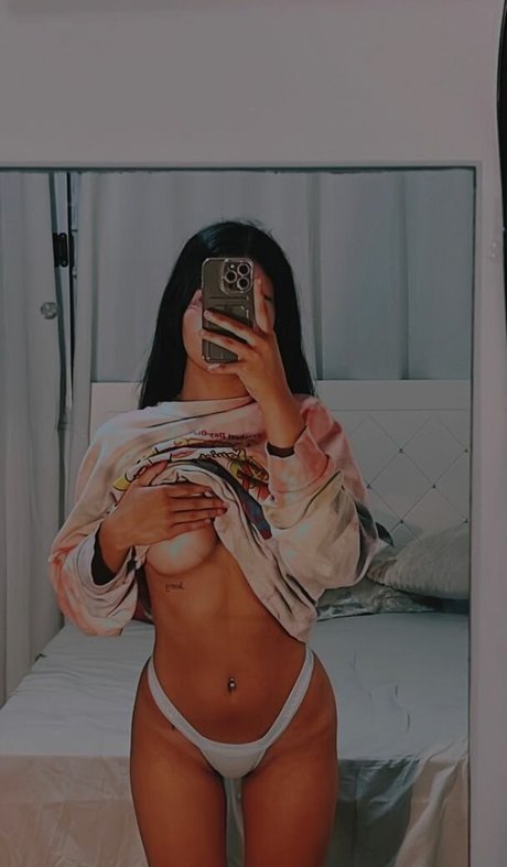 Giovanna Batistela photo 4