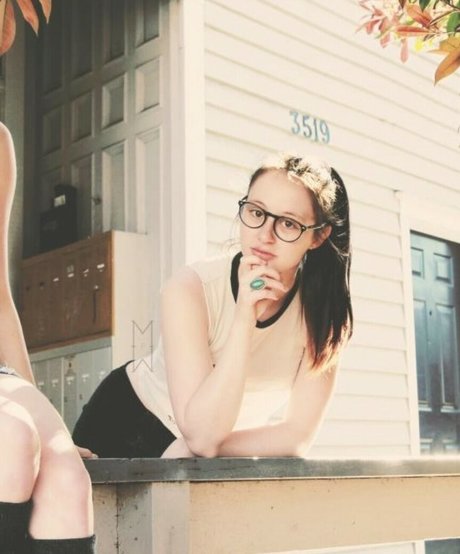 Girlfriend Reviews photo 23