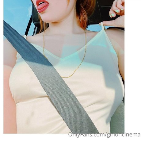 Girloncinema photo 106