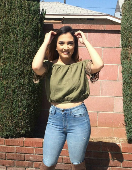 Giselle Calzadillas photo 18