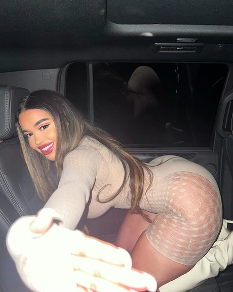 Giselle Lynette photo 2