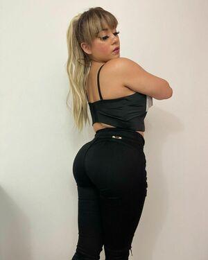 Giselle Montes photo 18
