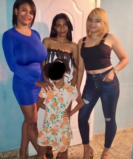 Gisselle F photo 22