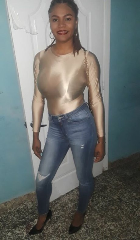 Gisselle F photo 61