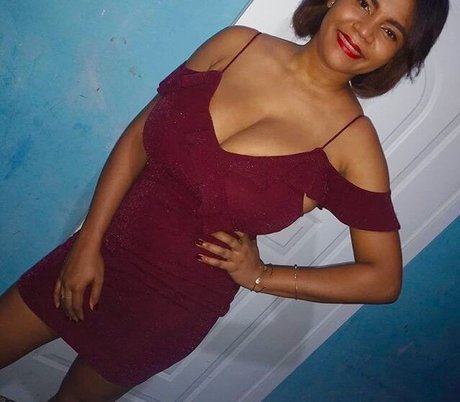 Gisselle F photo 76