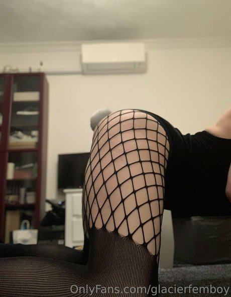 Glacierfemboy photo 7