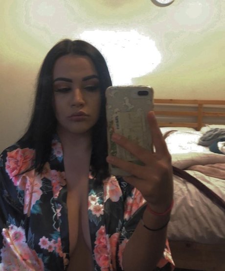 Glitterxkittenx photo 6