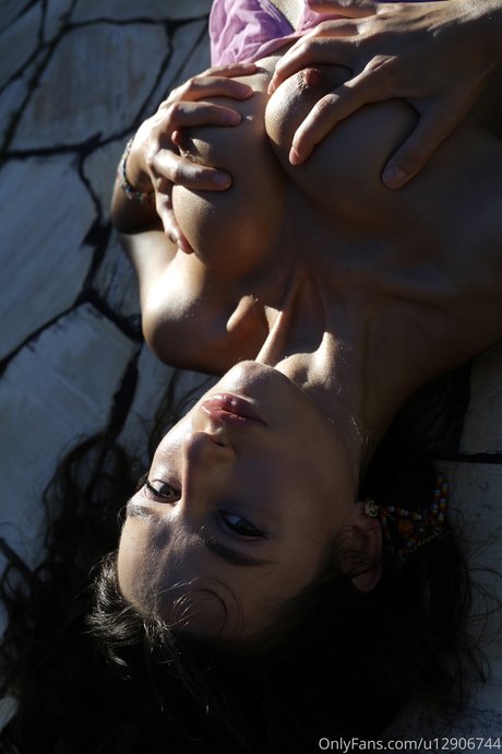 Gloria Sol photo 720