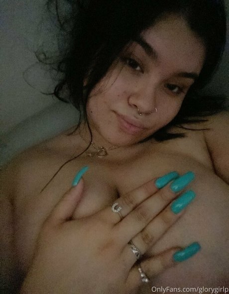 Glorygirlp photo 25