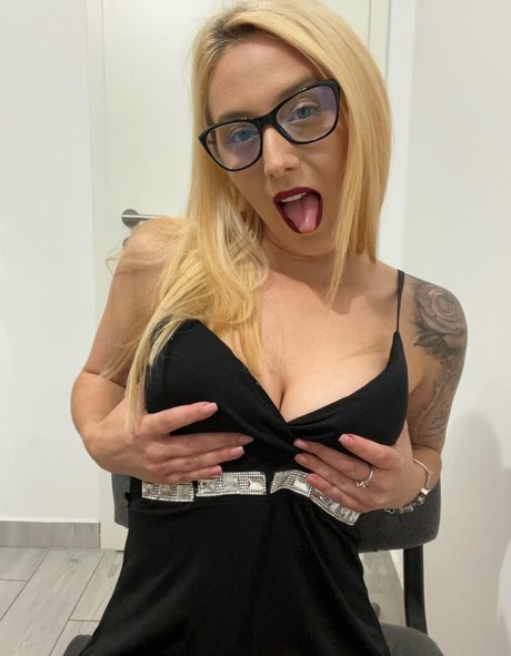 Goddess-blaze photo 44