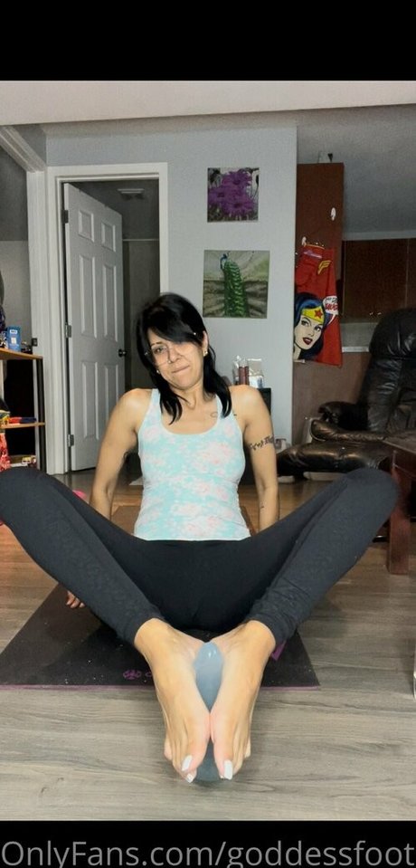 Goddessfootlove photo 55