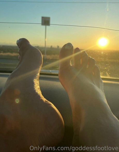 Goddessfootlove photo 59