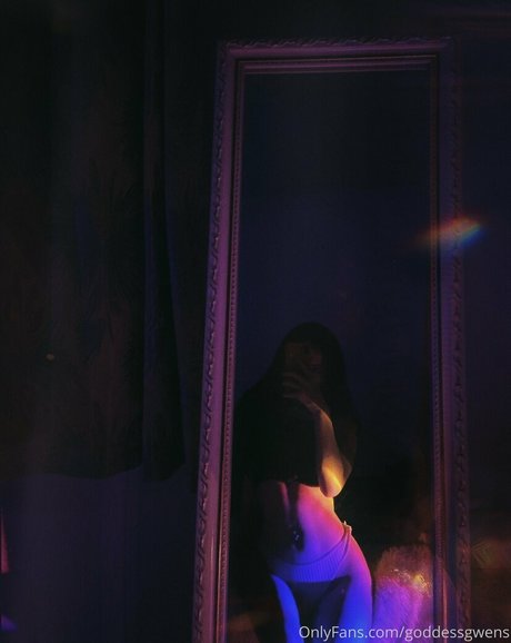Goddessgwens photo 7