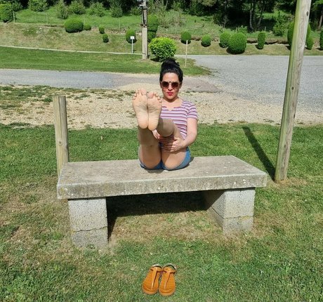 Goddesshathafeet photo 2