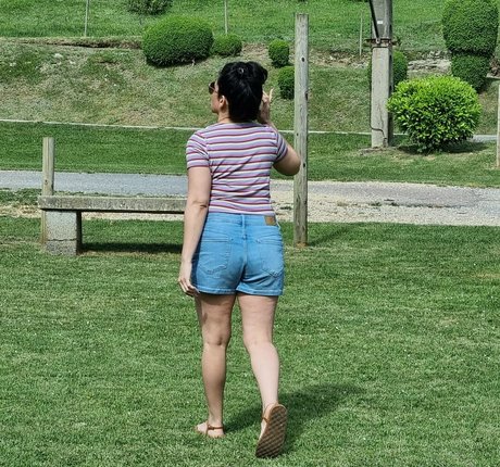 Goddesshathafeet photo 4