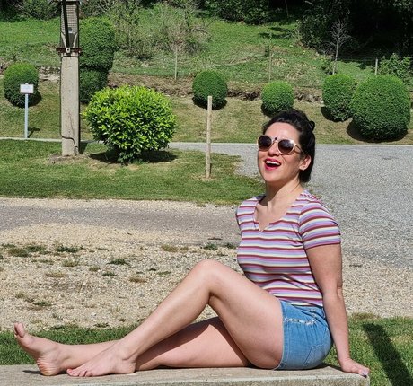 Goddesshathafeet photo 14