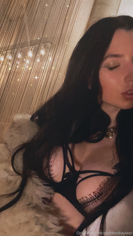 Goddess Kayla photo 4