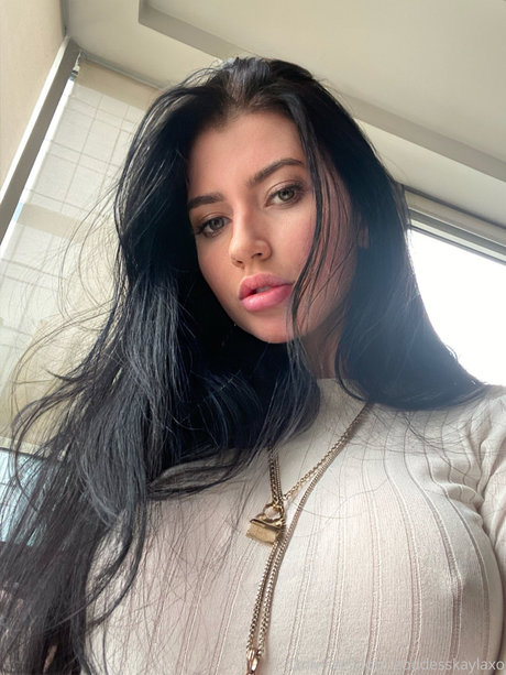 Goddess Kayla photo 38