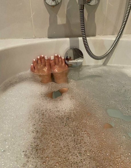 Goddesssilkysolesfree photo 19