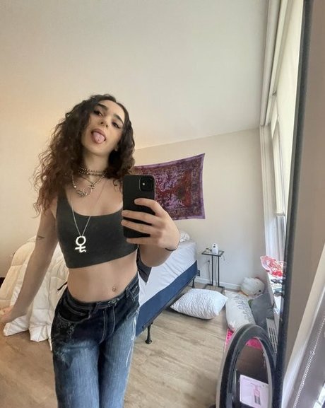 Goddesszariaxx photo 33